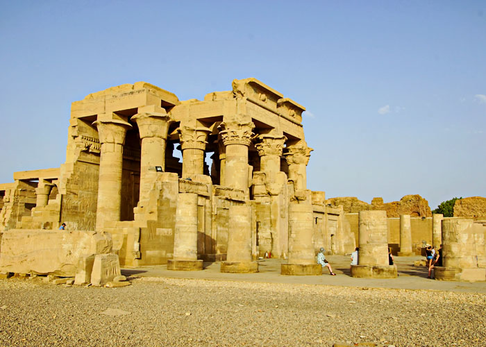 Private Day Trip to Kom Ombo and Edfu Temples from Aswan