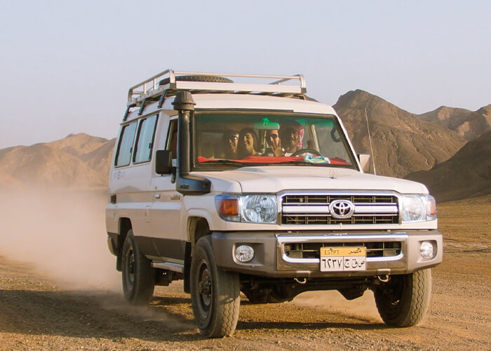 Hurghada Desert Safari by jeep