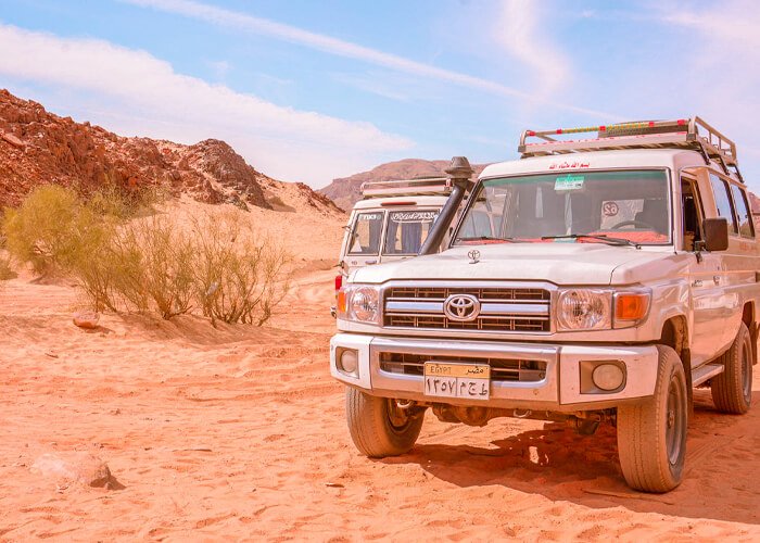 Hurghada Desert Safari by jeep