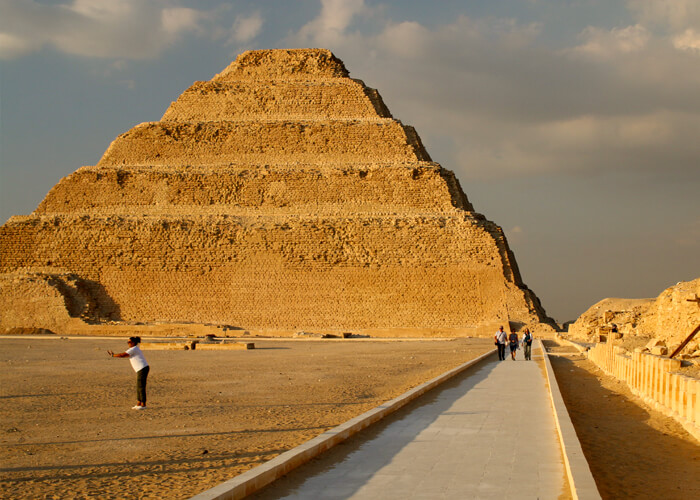 Private Day Tour and Dahshur, Sakkara and Memphis