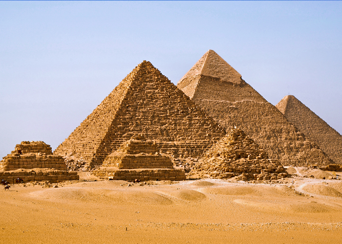 Private Day Tour to Giza Pyramids, Saqqara, and Dahshur