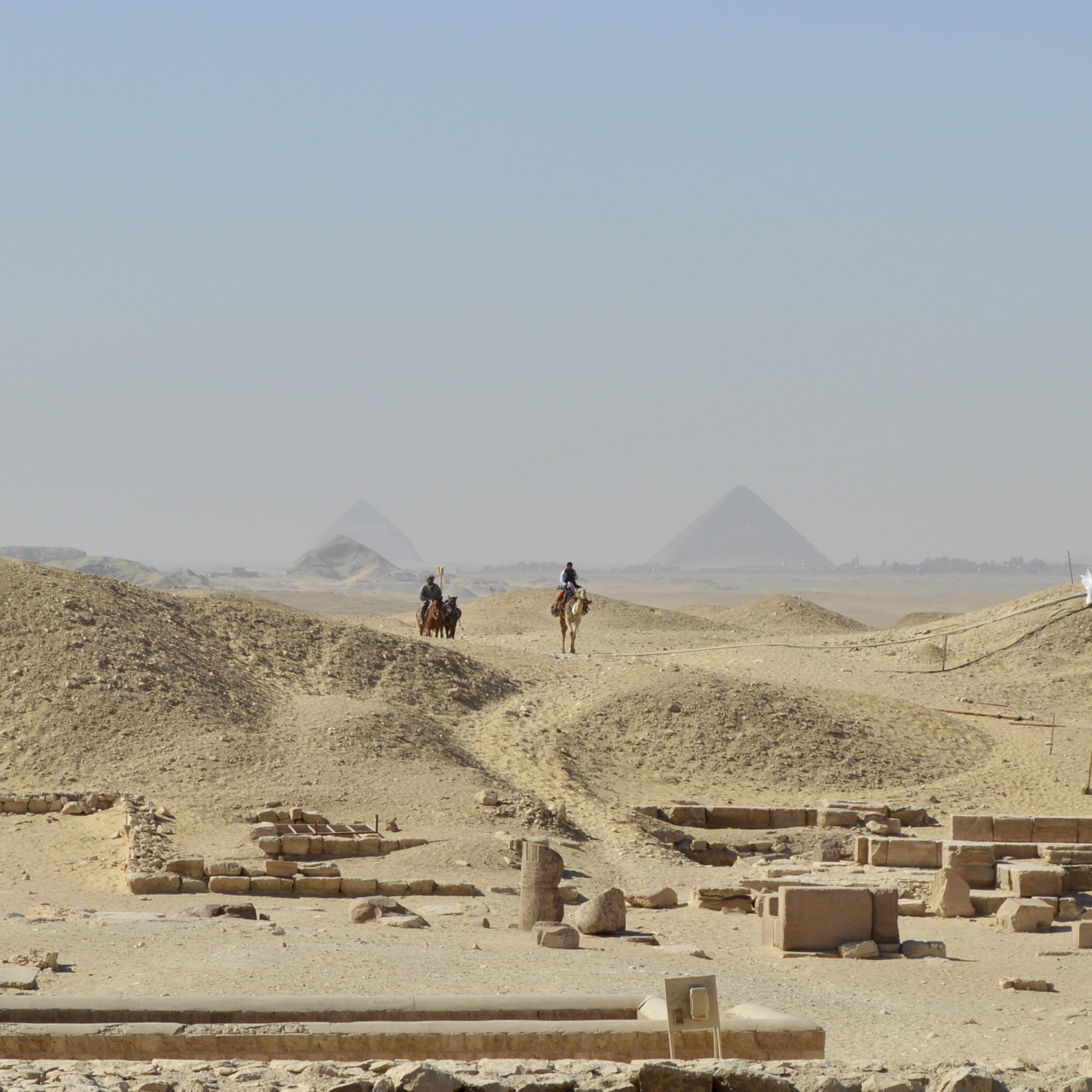 Private Day Tour to Giza Pyramids, Saqqara, and Dahshur